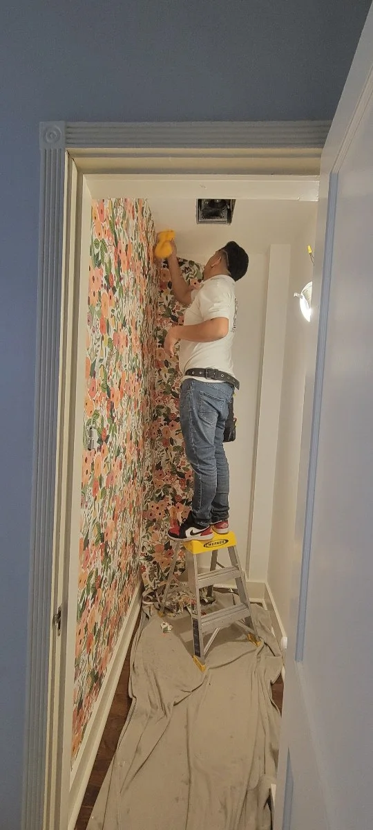 Wallpaper installation in Coalinga