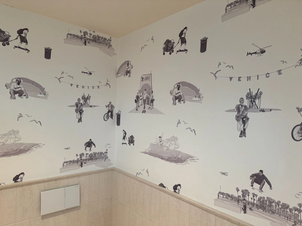 Luxury home wallpaper