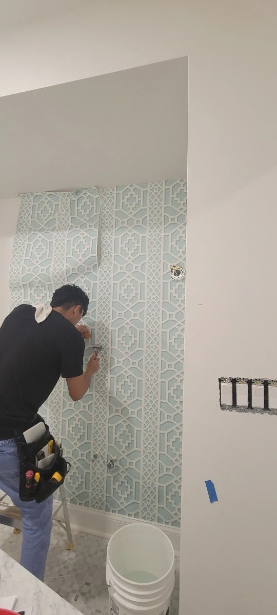 Wallpaper removal service
